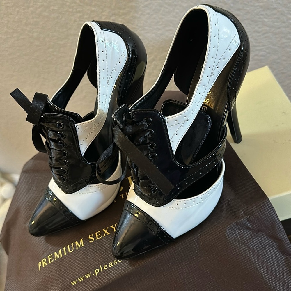 Pleaser Sexier Than Ever Heals